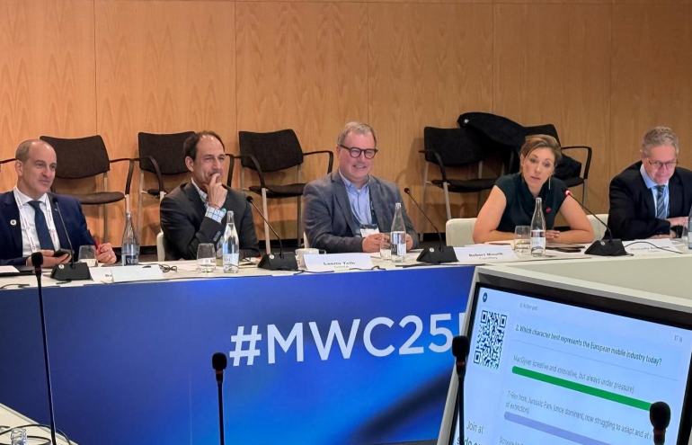The image shows the participants of the BEREC-GSMA meeting at the Mobile World Congress 2025.