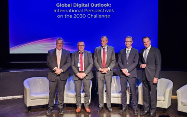 The image shows BEREC Chair Marko Mismas (AKOS, Slovenia) at the Digital Summit Latam 2026