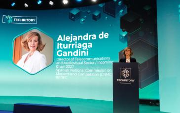The image shows Alejandra de Iturriaga Gandini at Techritory 2026.